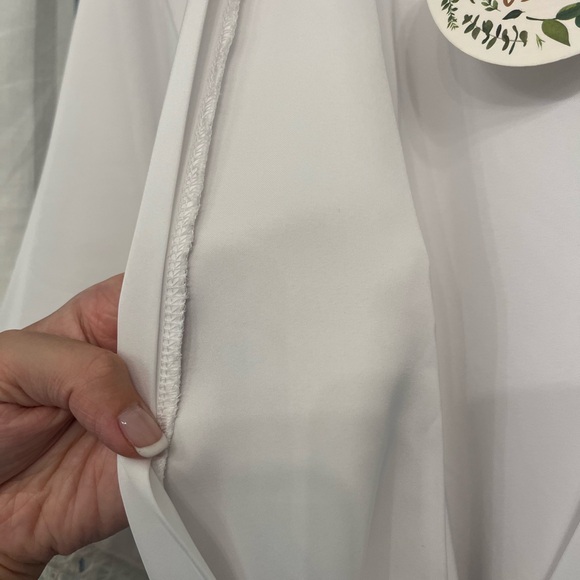 White Silk Robe - Picture 3 of 4